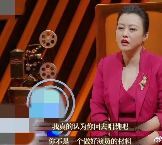 金子涵李汶翰表演《想见你》 郝蕾：回去唱跳吧